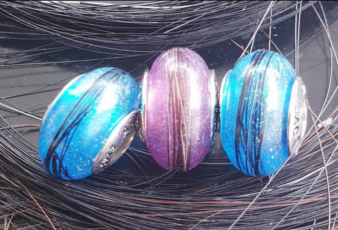 Hair/ash beads