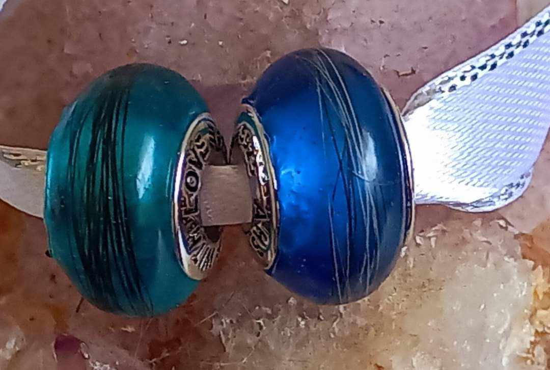 Hair/ash beads