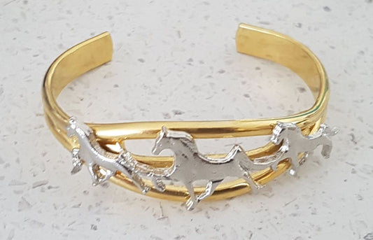 Horse cuff by Finishing Touches of Kentucky