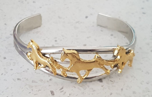 Horse cuff by Finishing Touches of Kentucky